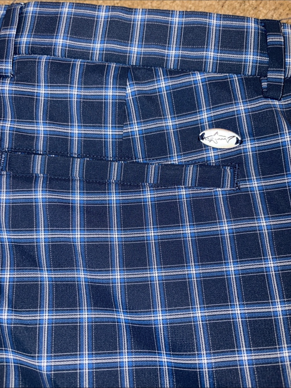 Greg Norman Golf Shorts Blue Plaid Mens 34  Inseam 9” like new